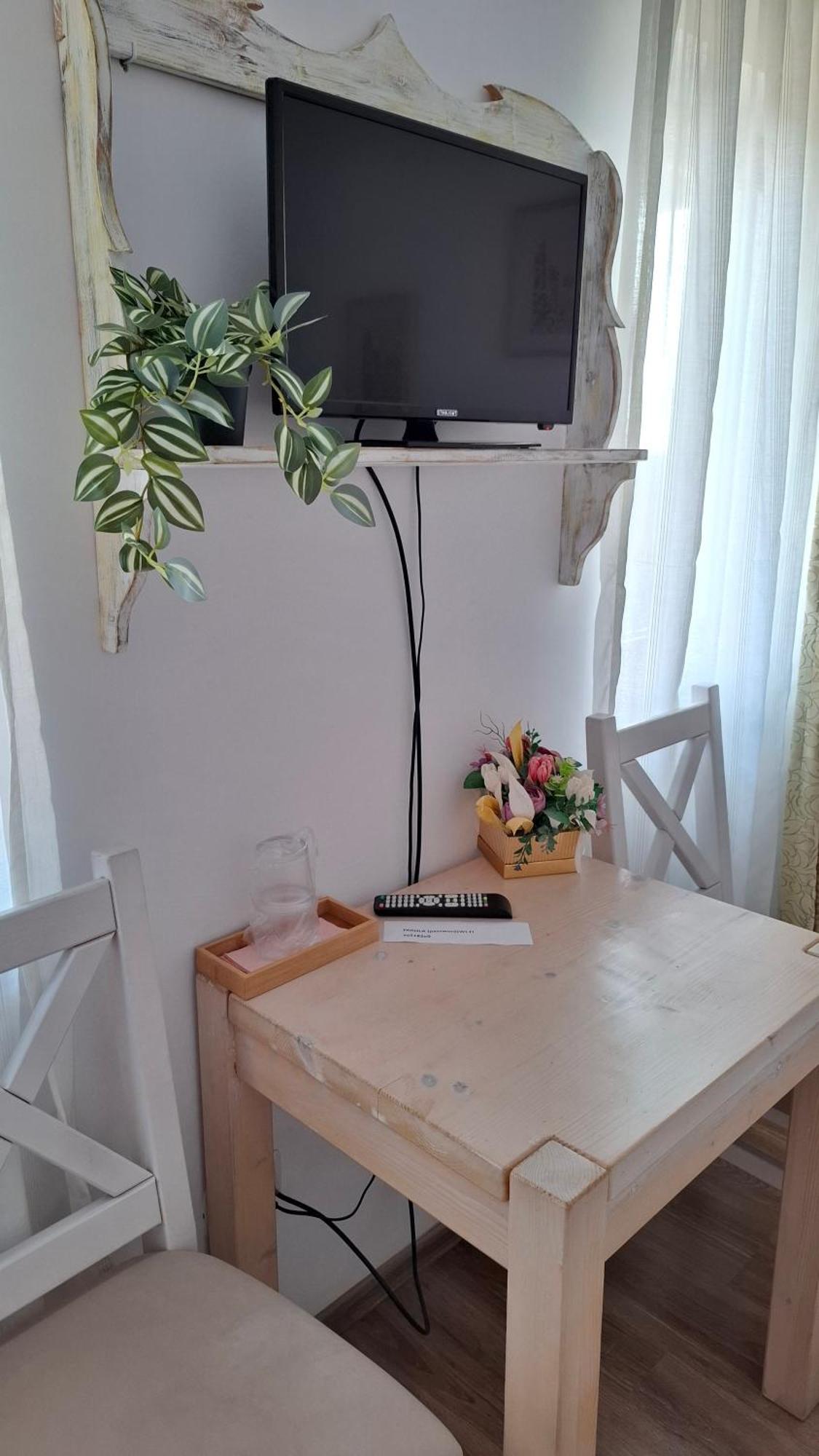 Dor De Casa Hotel Doljesti Room photo
